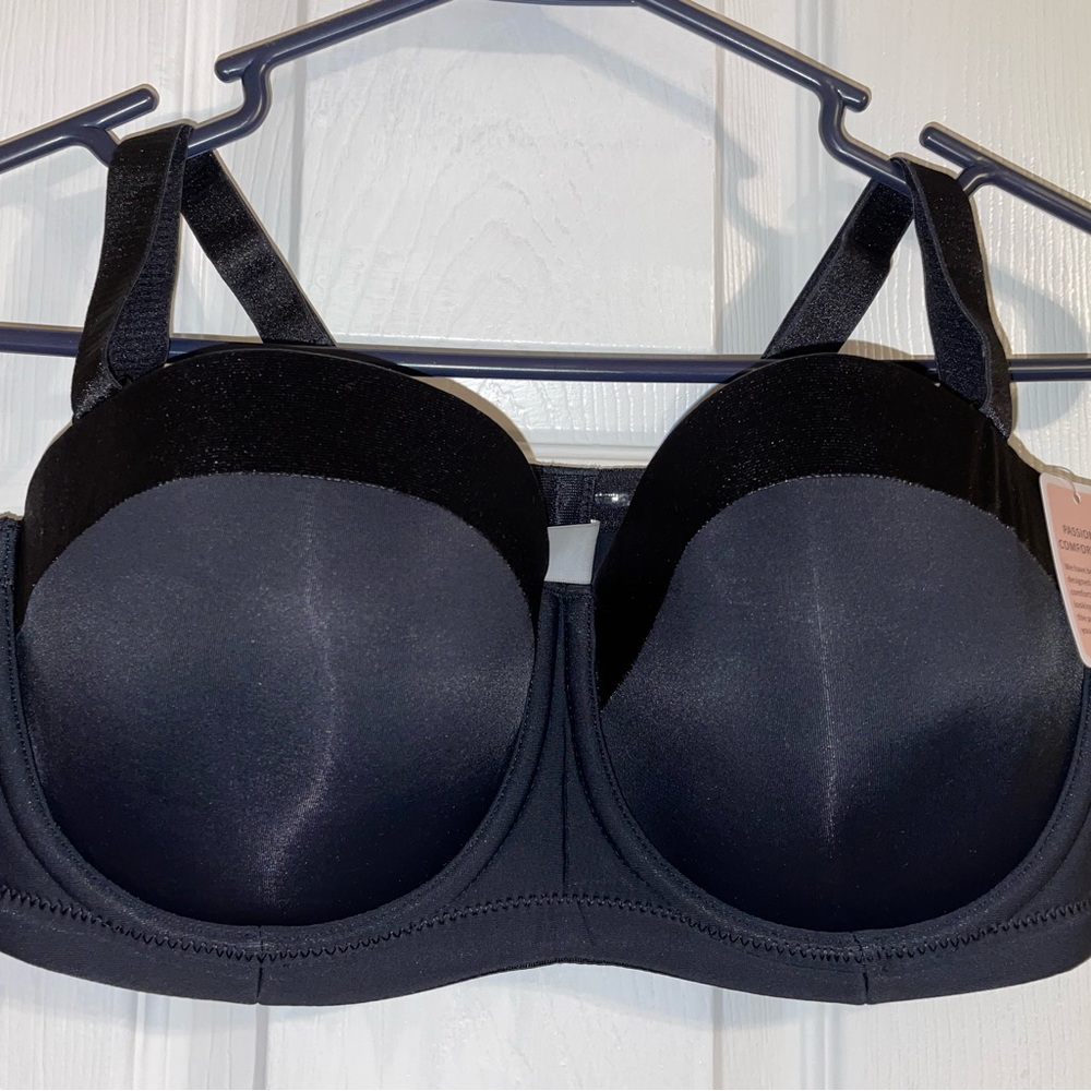 Source Unknown Black Full Coverage Bra with Molded Cups